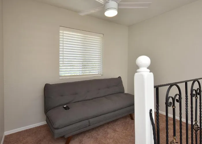 Desert Escape L 2 Masters L Heated Pool Holiday home Mesa