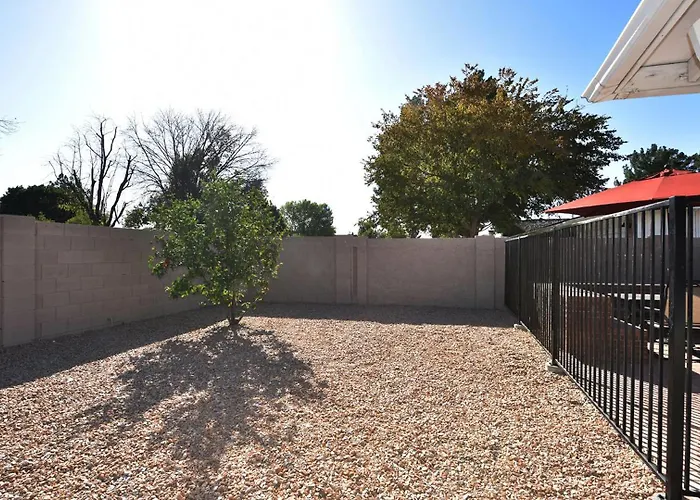 Desert Escape L 2 Masters L Heated Pool *